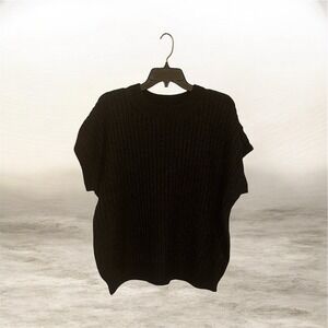 Black Short Sleeve Sm/Med Zenana Sweater